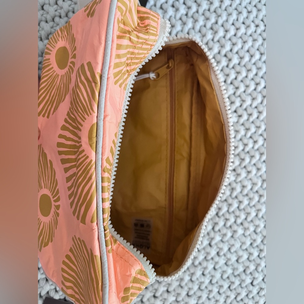 Aloha Collection• SUPER SPECIAL LIMITED EDITION DOPP KIT in OPIHI NUI - Picture 9 of 9